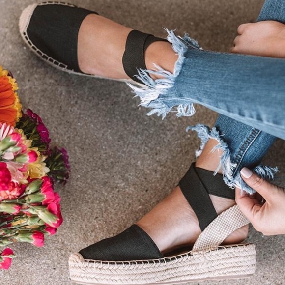 Black Espadrille Flatforms - Picture 2 of 4